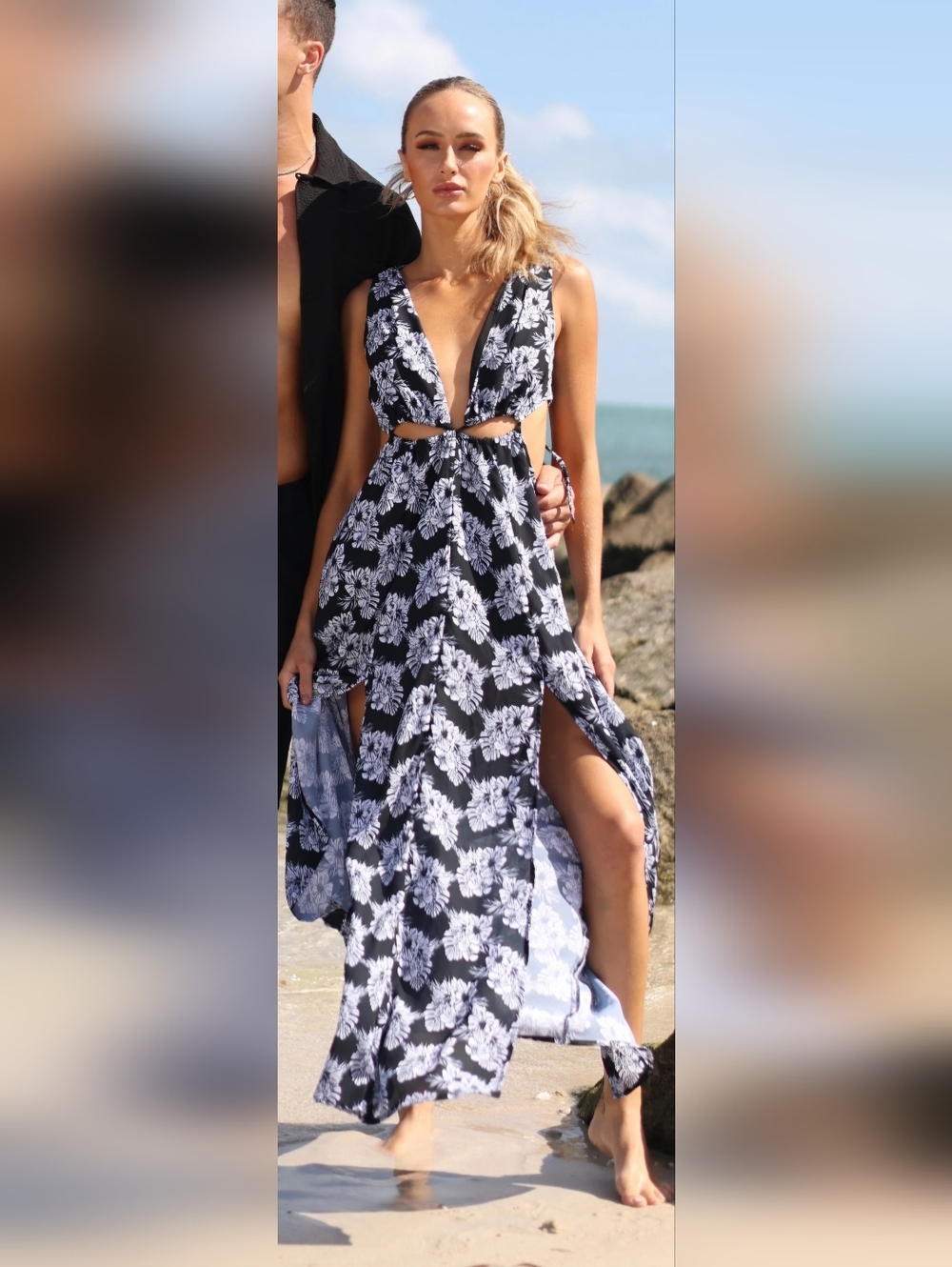 Salty Weekend Capri Chiffon Maxi Dress With Cutouts Womens Size Medium!